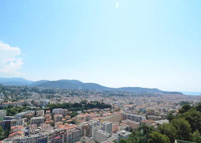 Babylone - Appartement Vue Panoramique Avec Piscine Pour 6 Personnes A Nice Quartier Pessicart